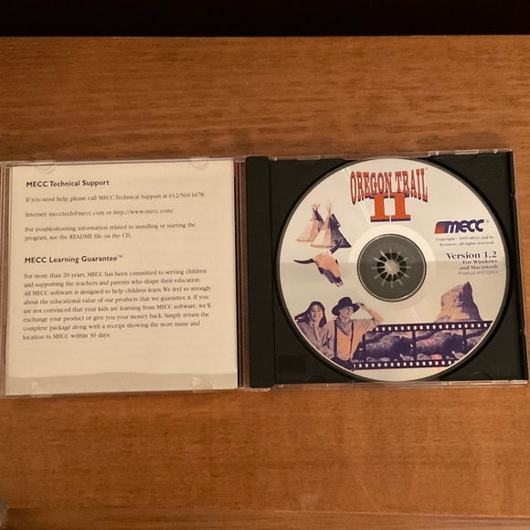 Oregon Trail II CD, vintage 1995 - Picture 2 of 3